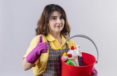 The Benefits of Scheduling a Cleaning Service During Seasonal Changes